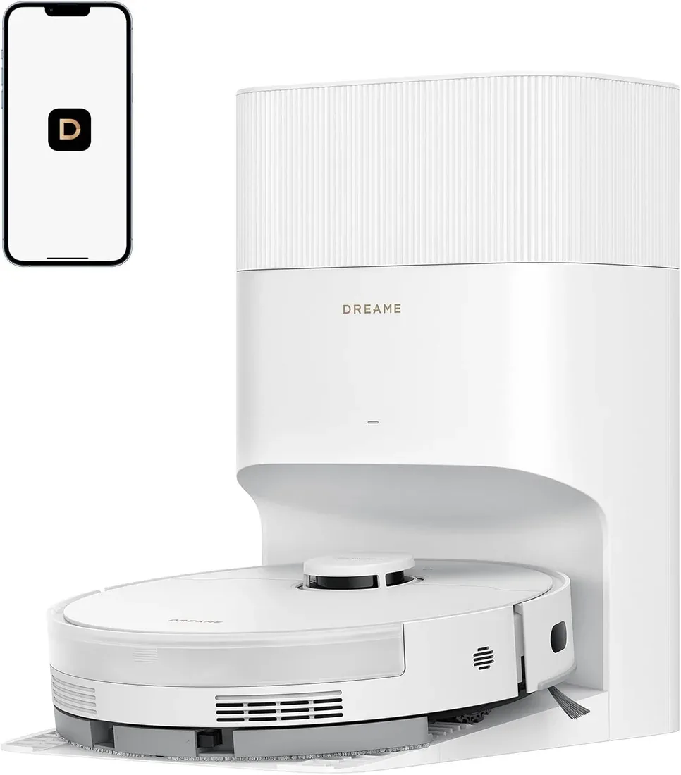 White Dreame D20 Pro Plus robot vacuum and self-emptying dock